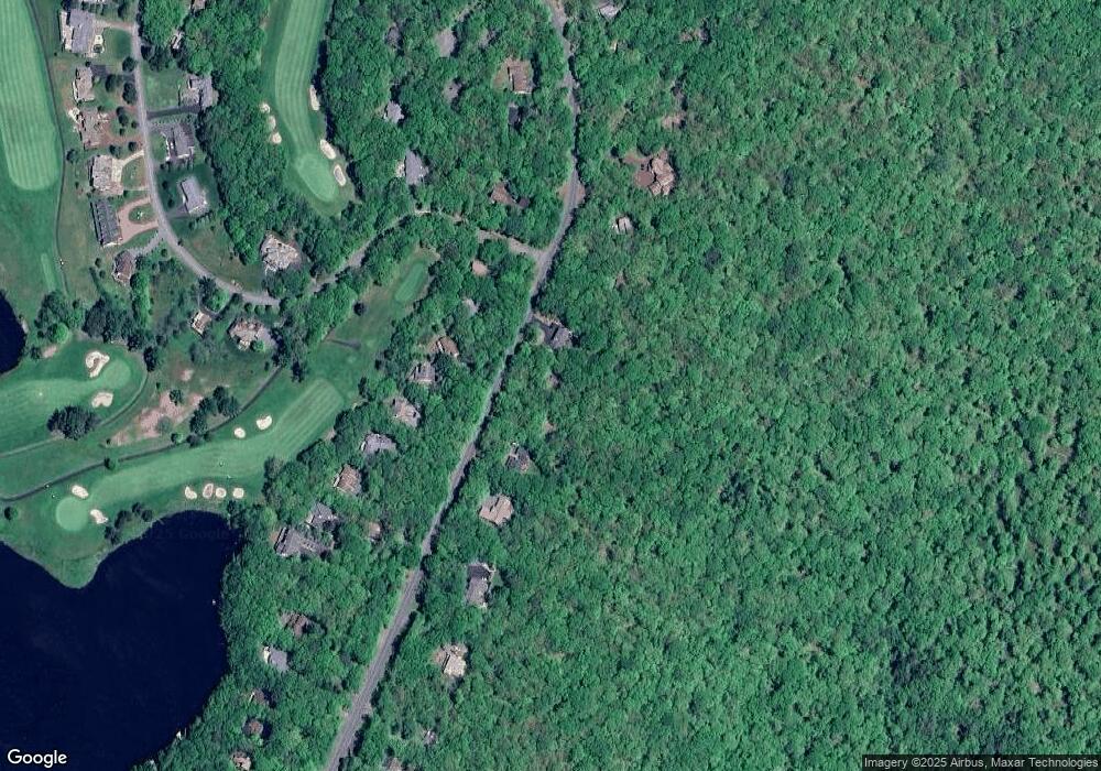 421 Canoe Brook Dr, Milford, PA 18428 - photo 1