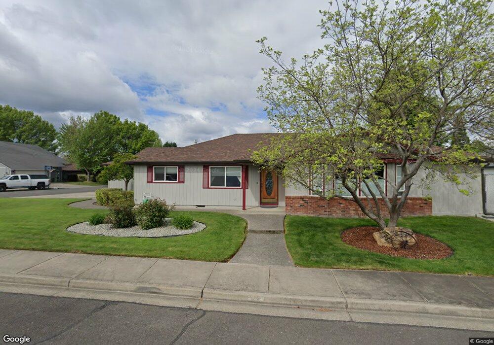 1299 Joshua Ct, Central Point, OR 97502 - photo 1