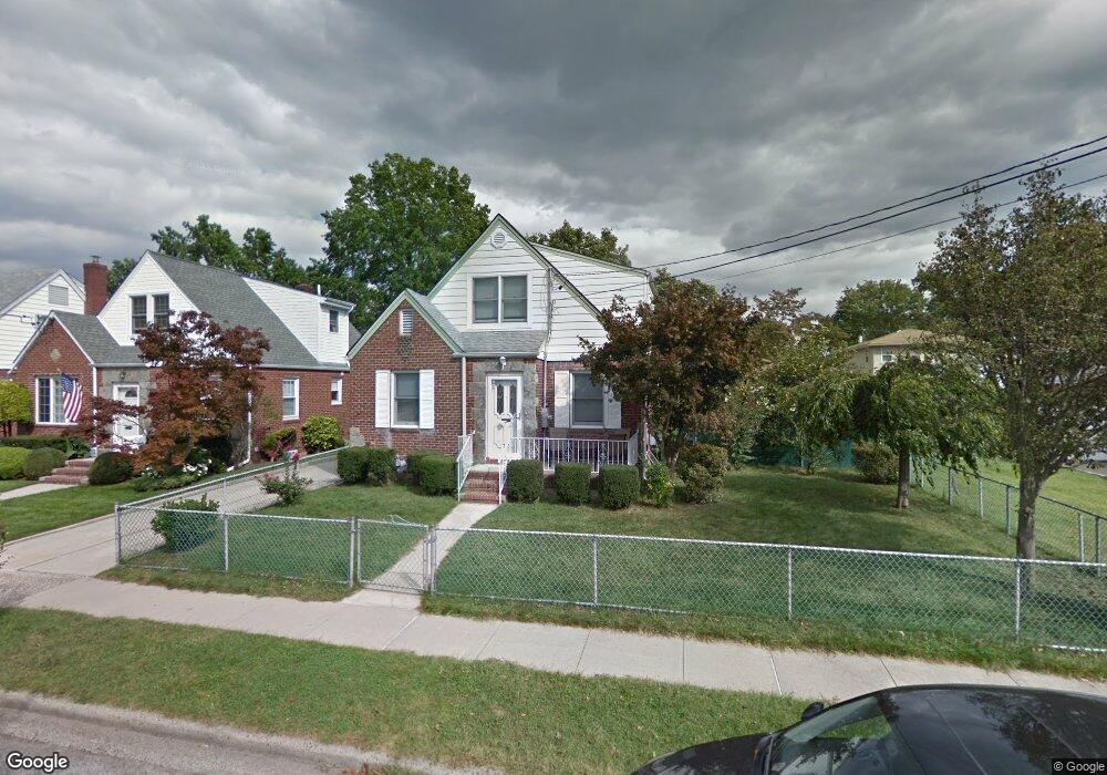 120 Daffodil Ave, Franklin Square, NY 11010 - photo 1