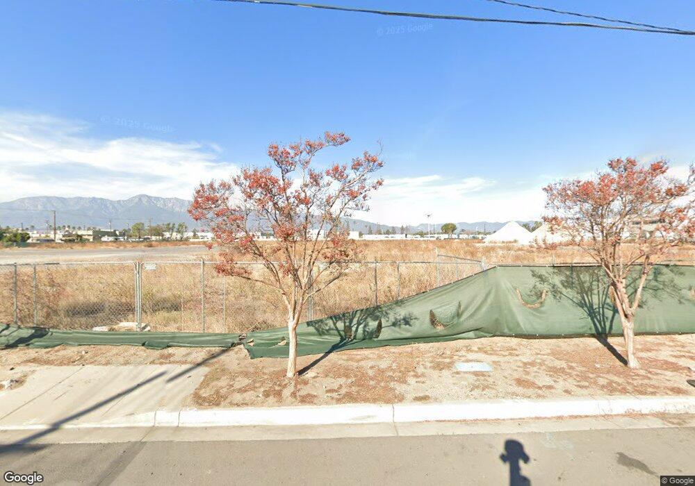 14770 Washington Dr, Fontana, CA 92335 - photo 1