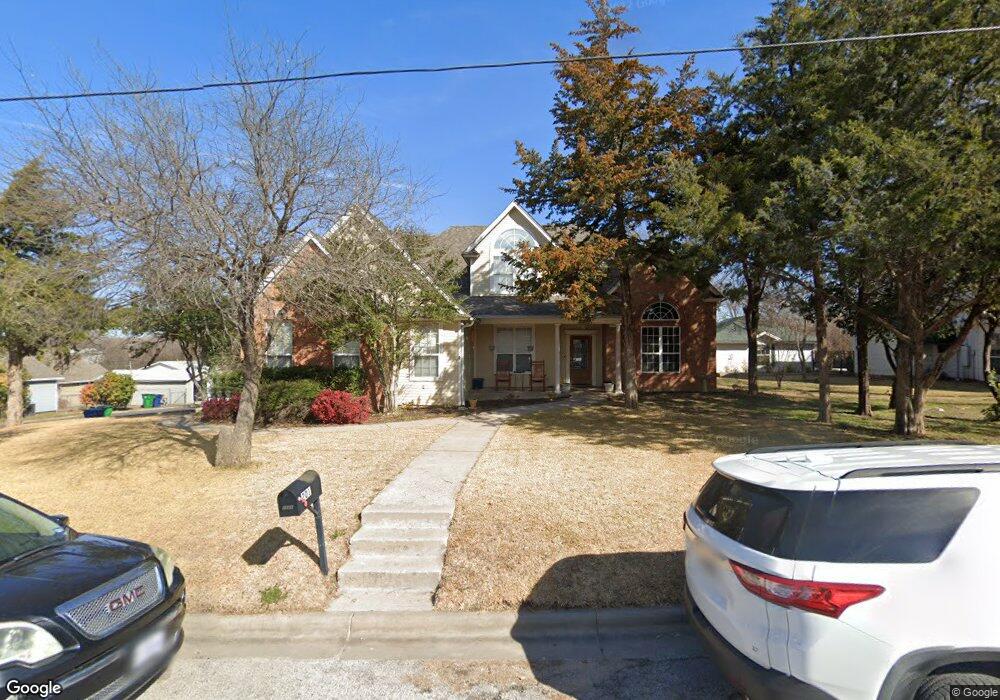 201 E Collom St, Decatur, TX 76234 - photo 1