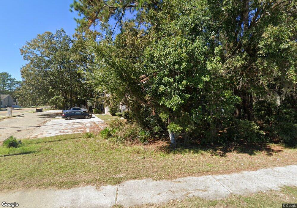 1002 Mohawk St, Savannah, GA 31419 - photo 1