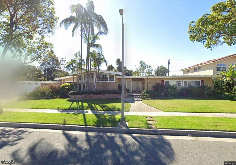 3640 Country Club Dr, Lakewood, CA 90712 - photo 1