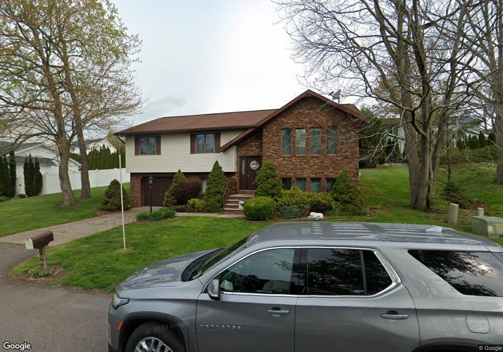 104 Krajewski Dr, Archbald, PA 18403 - photo 1