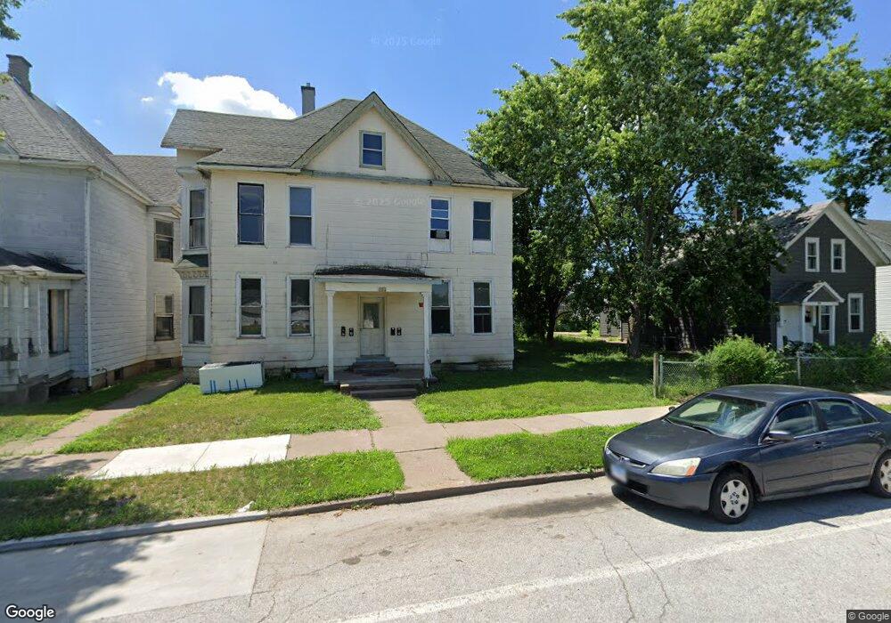 1819 W 3rd St unit 4, Davenport, IA 52802 - photo 1