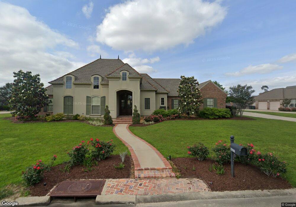 2250 Longue Vue Dr, Lake Charles, LA 70605 - photo 1