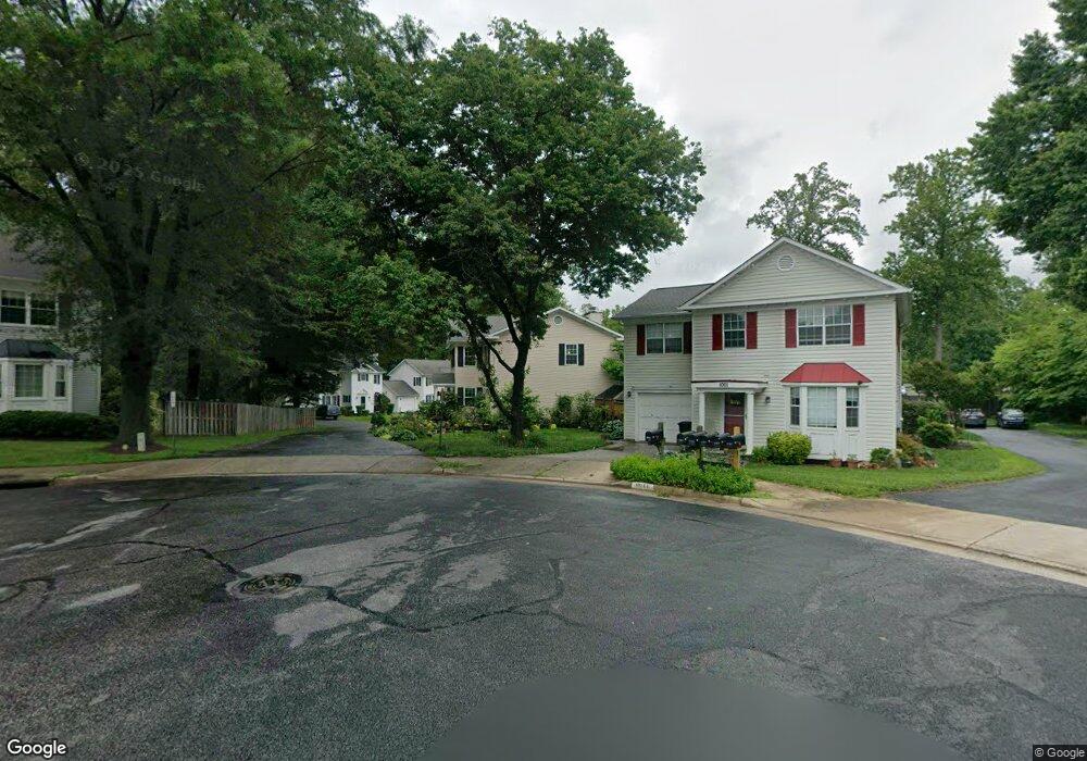 10109 Schoolhouse Woods Ct, Burke, VA 22015 - photo 1