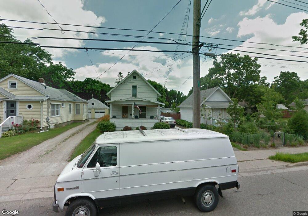 2315 Lyons Ave, Lansing, MI 48910 - photo 1