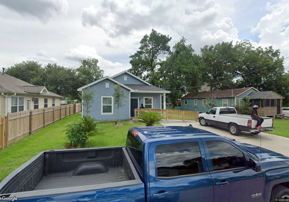 5109 Golden Forest Dr, Houston, TX 77091 - photo 1