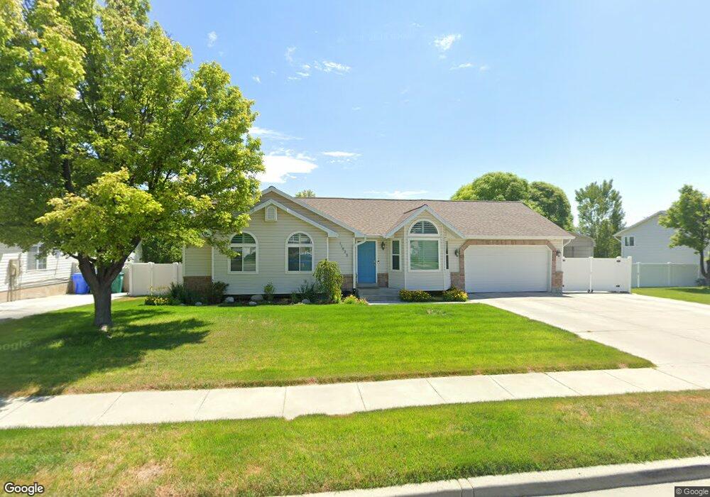 11823 S 3200 W, Riverton, UT 84065 - photo 1