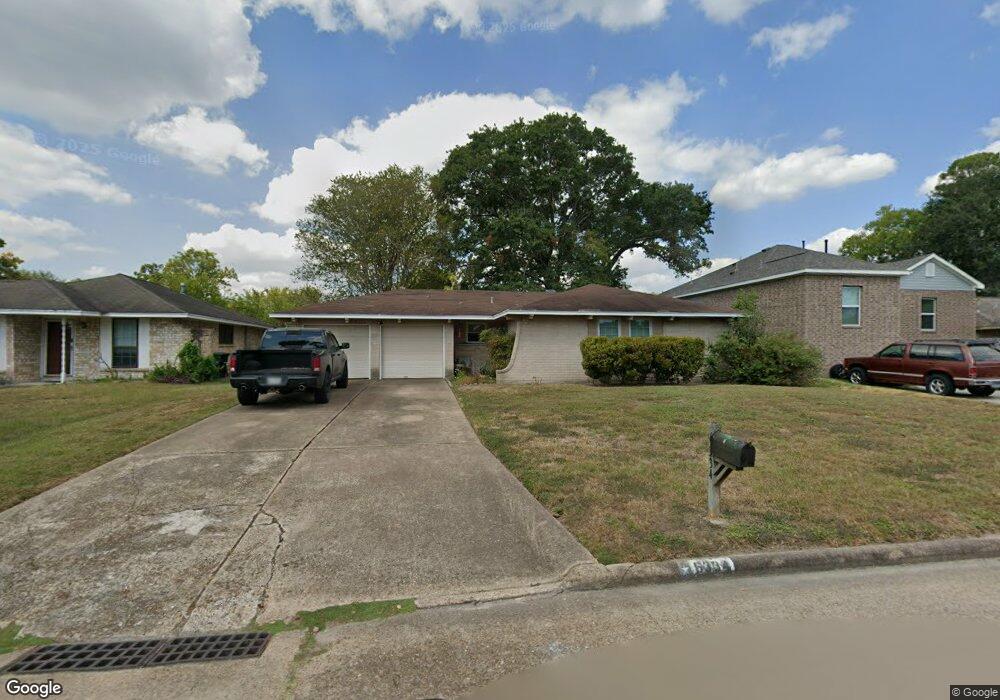 6334 Oaknut Dr, Houston, TX 77088 - photo 1
