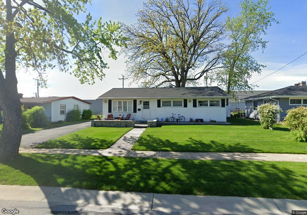 223 Crestview Ln, Crown Point, IN 46307 - photo 1