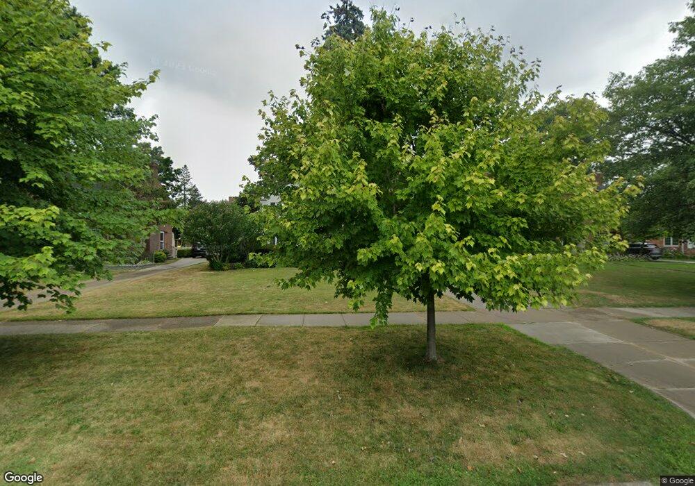 1221 Balfour St, Grosse Pointe Park, MI 48230 - photo 1