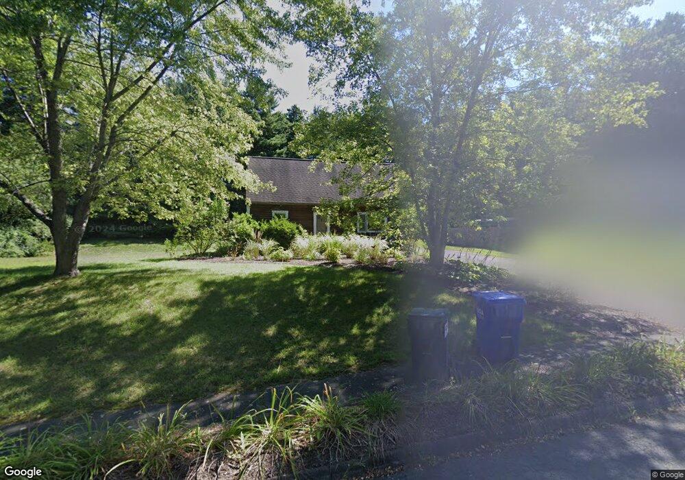 4 Edge Hill Rd, Amherst, MA 01002 - photo 1