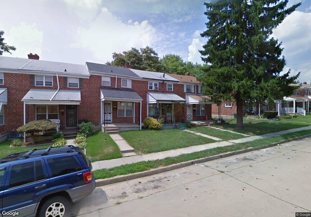 638 Brisbane Rd, Baltimore, MD 21229 - photo 1