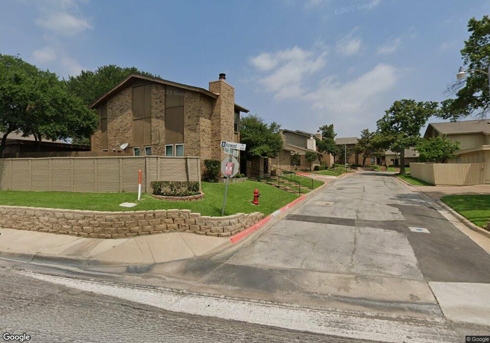 2904 Shady Knoll Ln, Bedford, TX 76021 - photo 1