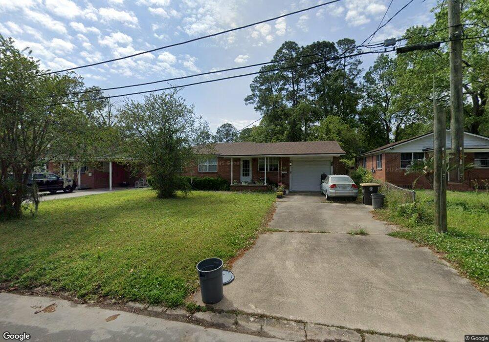 5318 Quan Dr, Jacksonville, FL 32205 - photo 1