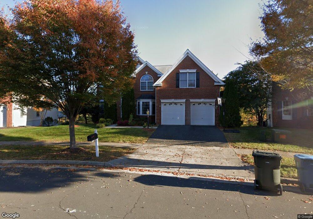 43200 Valiant Dr, Chantilly, VA 20152 - photo 1