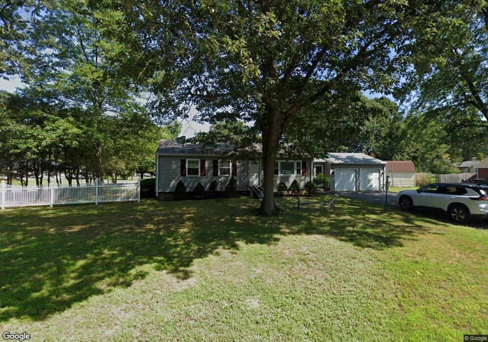 4 Deborah Rd, Windsor Locks, CT 06096 - photo 1