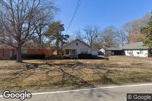 703 S Main St, Grady, AR 71644