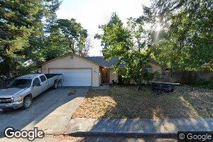 165 Redway Dr, Redway, CA 95560