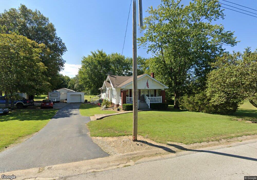 1221 Dorris Heights Rd, Harrisburg, IL 62946 - photo 1