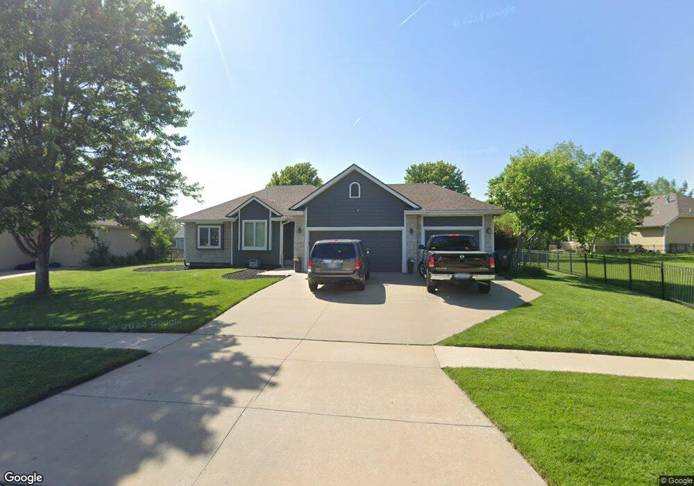 2613 SW Chauncey Ct, Topeka, KS 66614 - photo 1