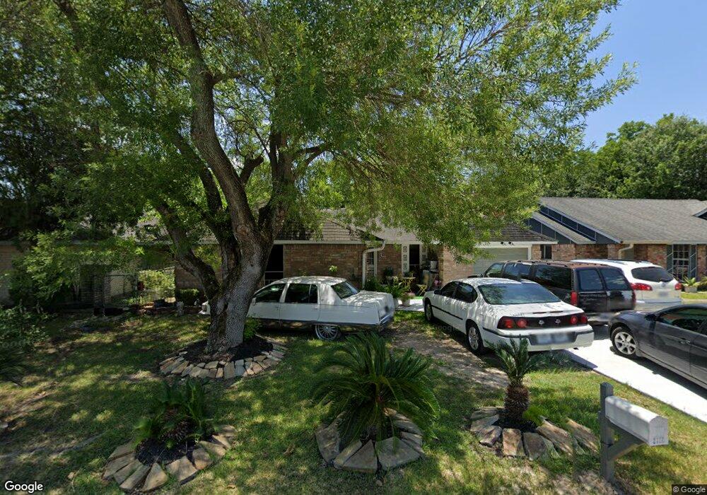 2127 Beaver Bend Rd, Houston, TX 77088 - photo 1