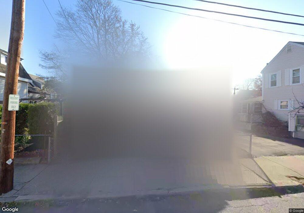 28 Walnut St, Lynn, MA 01905 - photo 1