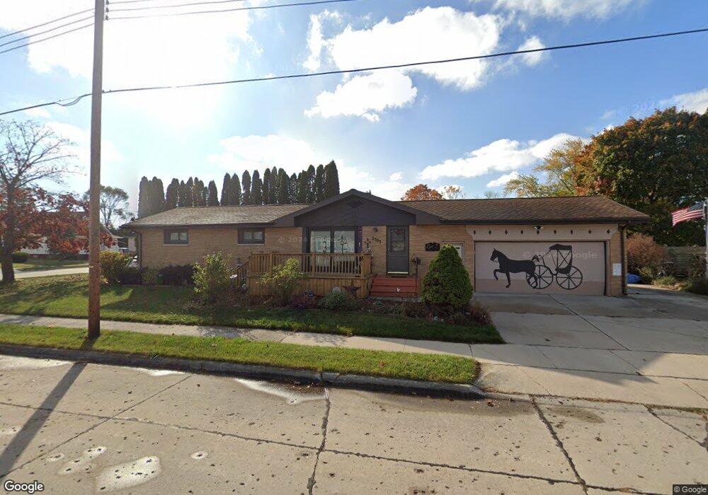 2505 8th St, Two Rivers, WI 54241 - photo 1