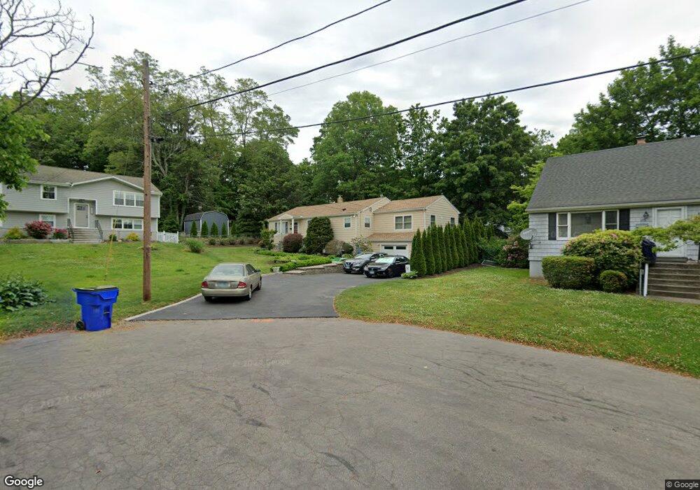 338 Bennett St, Fairfield, CT 06825 - photo 1