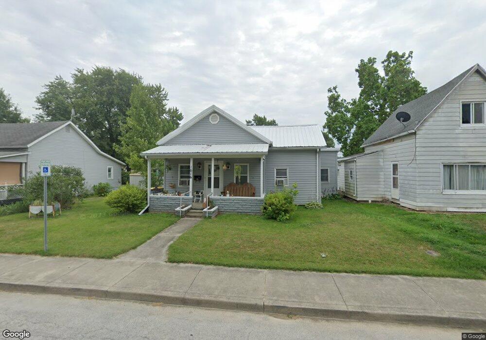 1016 W Cherry St, Bluffton, IN 46714 - photo 1