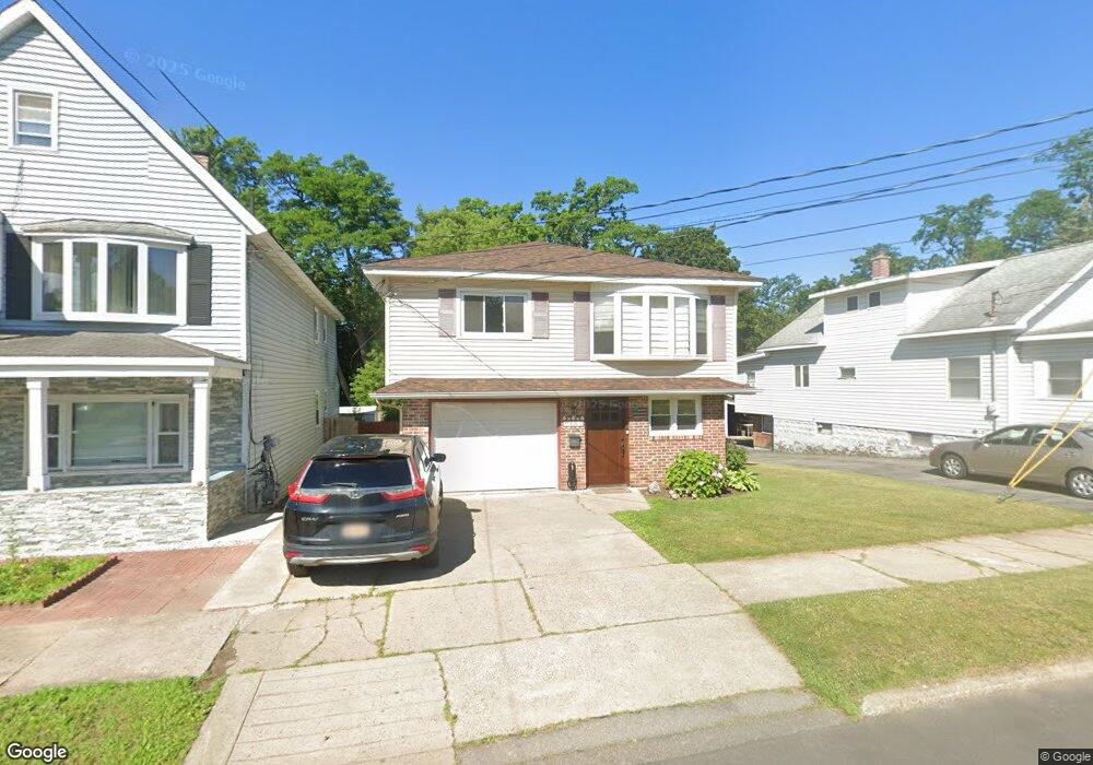 362 Twelfth St, Schenectady, NY 12306 - photo 1