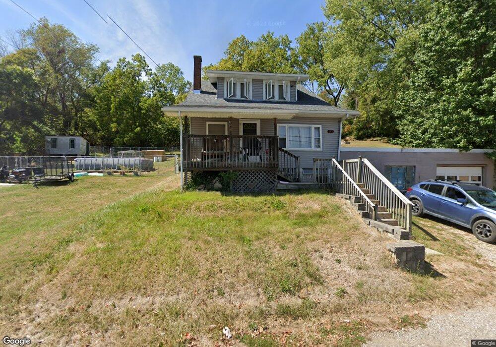 675 S Maple St, Lancaster, OH 43130 - photo 1