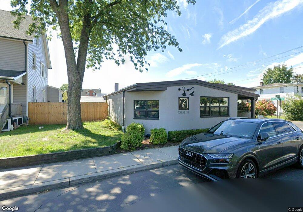 258 W 8th St, Lansdale, PA 19446 - photo 1