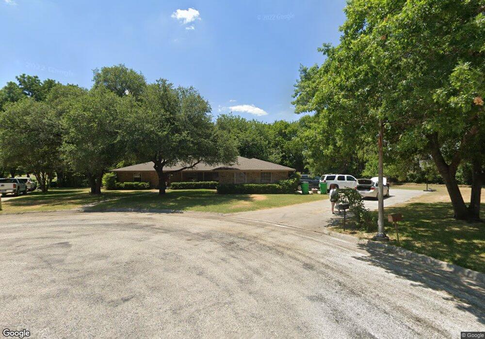 11 Brookhollow Cir, Gainesville, TX 76240 - photo 1