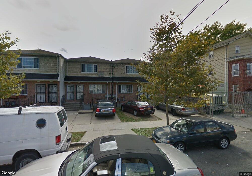 15708 109th Ave, Jamaica, NY 11433 - photo 1