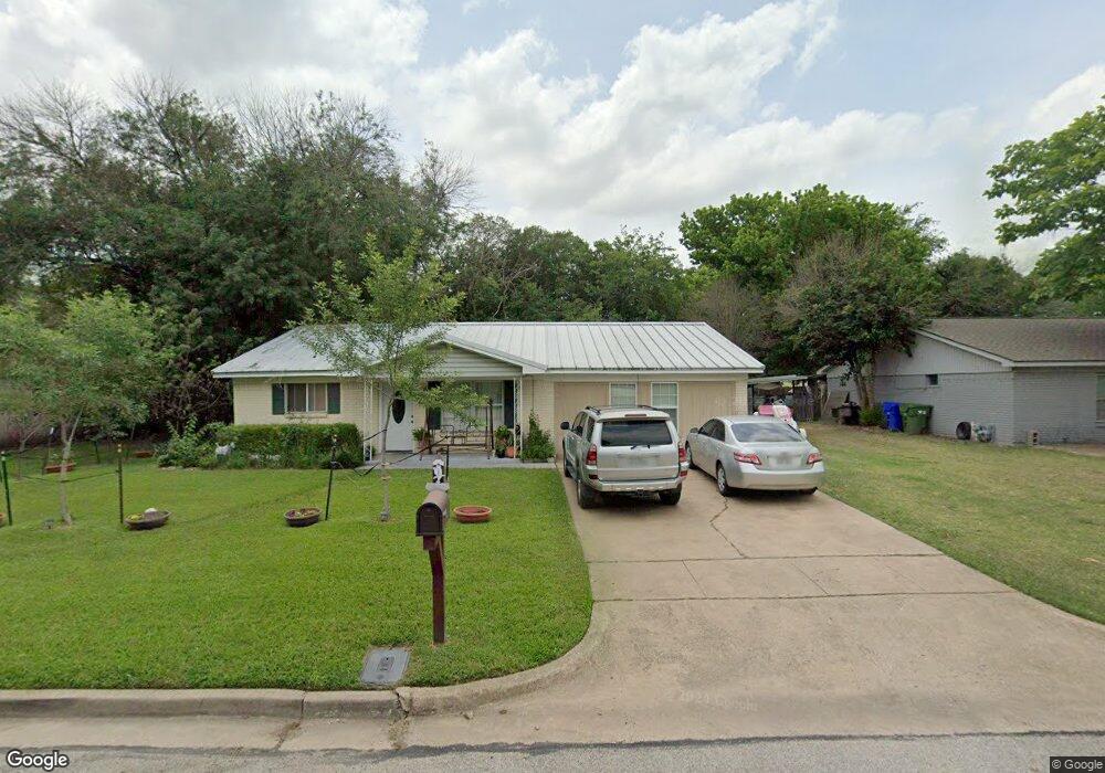 3309 Southerland Dr, Waco, TX 76706 - photo 1