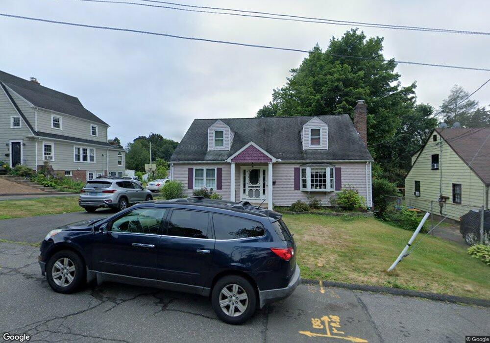 7 Cedar St, Wallingford, CT 06492 - photo 1