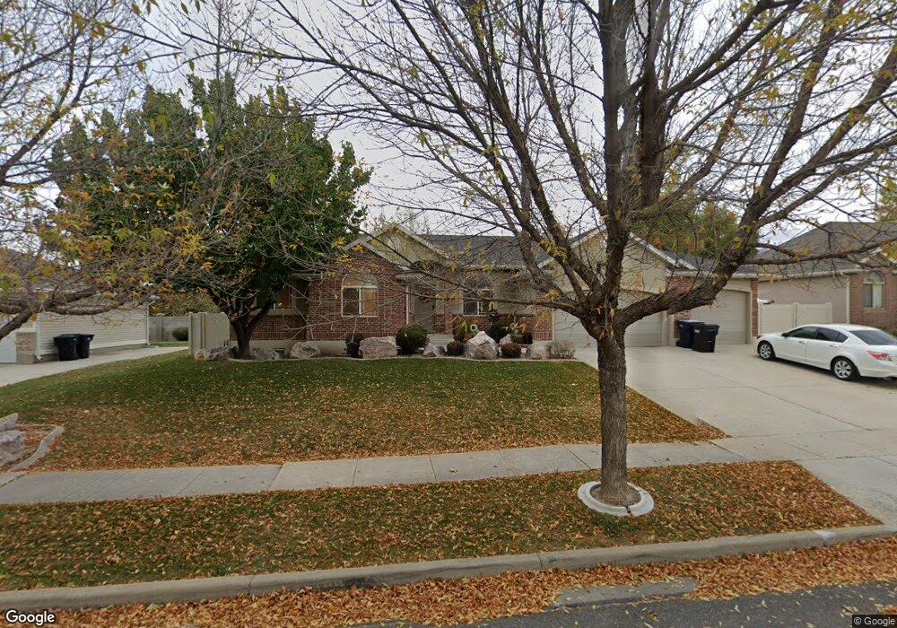 884 W 2100 S, Woods Cross, UT 84087 - photo 1