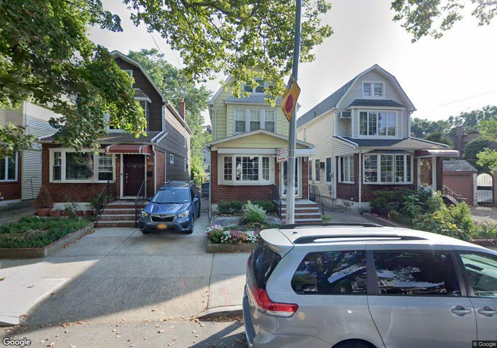 6816 Manse St, Forest Hills, NY 11375 - photo 1