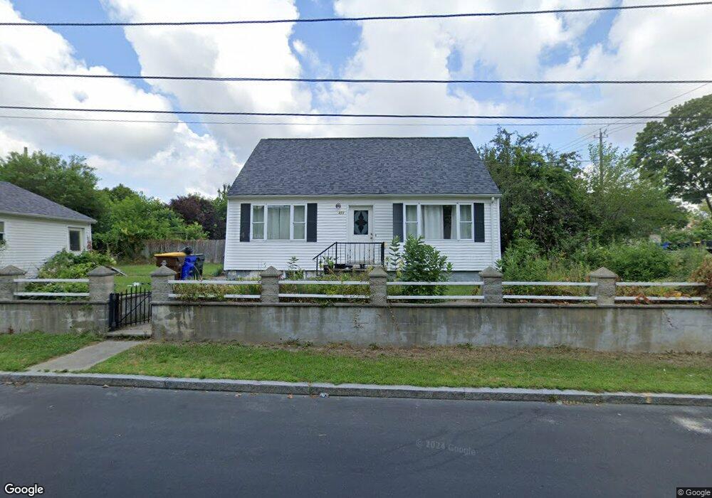 371 Stevens St, Fall River, MA 02721 - photo 1