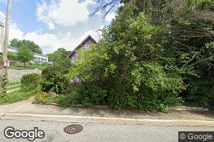 922 W 7th St, Bloomington, IN 47404