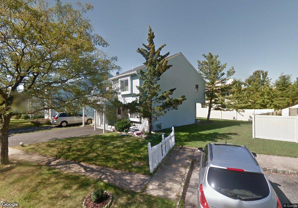 33 Winchester Dr, East Windsor, NJ 08520 - photo 1