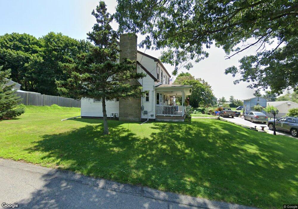 15 Beardsworth Rd, Tiverton, RI 02878 - photo 1