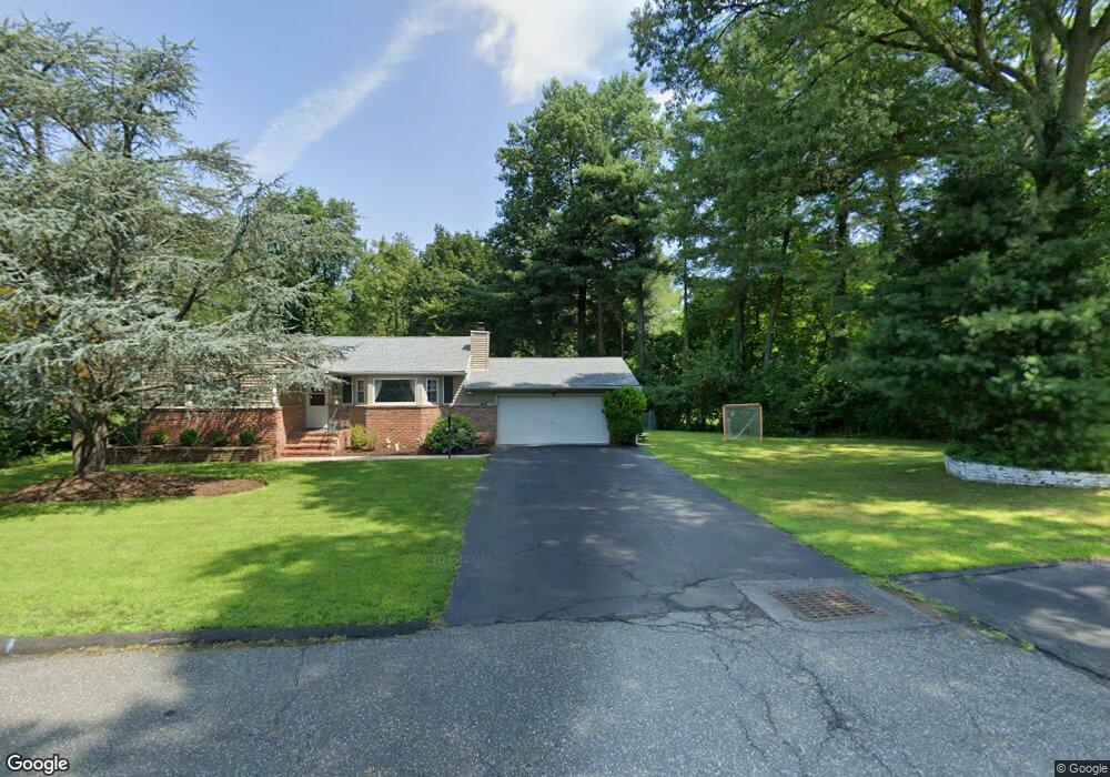 10 Roland Ct, Nanuet, NY 10954 - photo 1