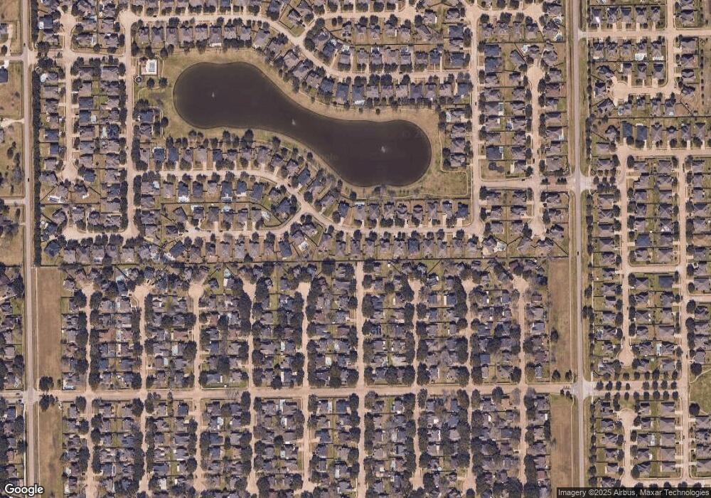 4608 Lakefront Terrace Dr, Pearland, TX 77584 - photo 1