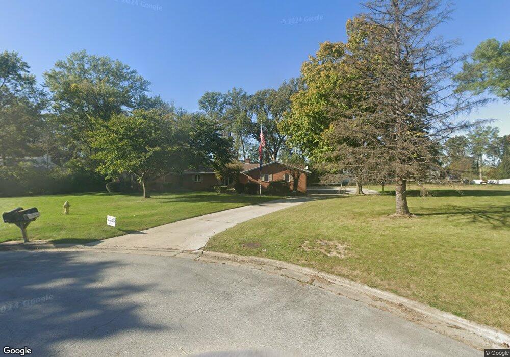 121 Queens Ln, Lima, OH 45805 - photo 1