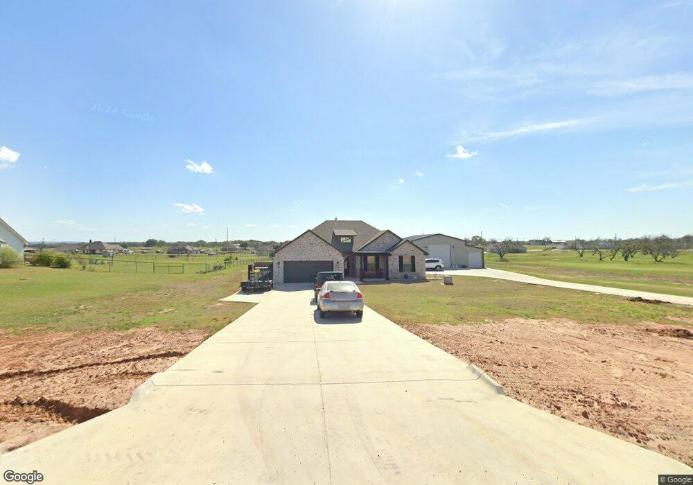 136 Kingston Ln, Weatherford, TX 76087 - photo 1