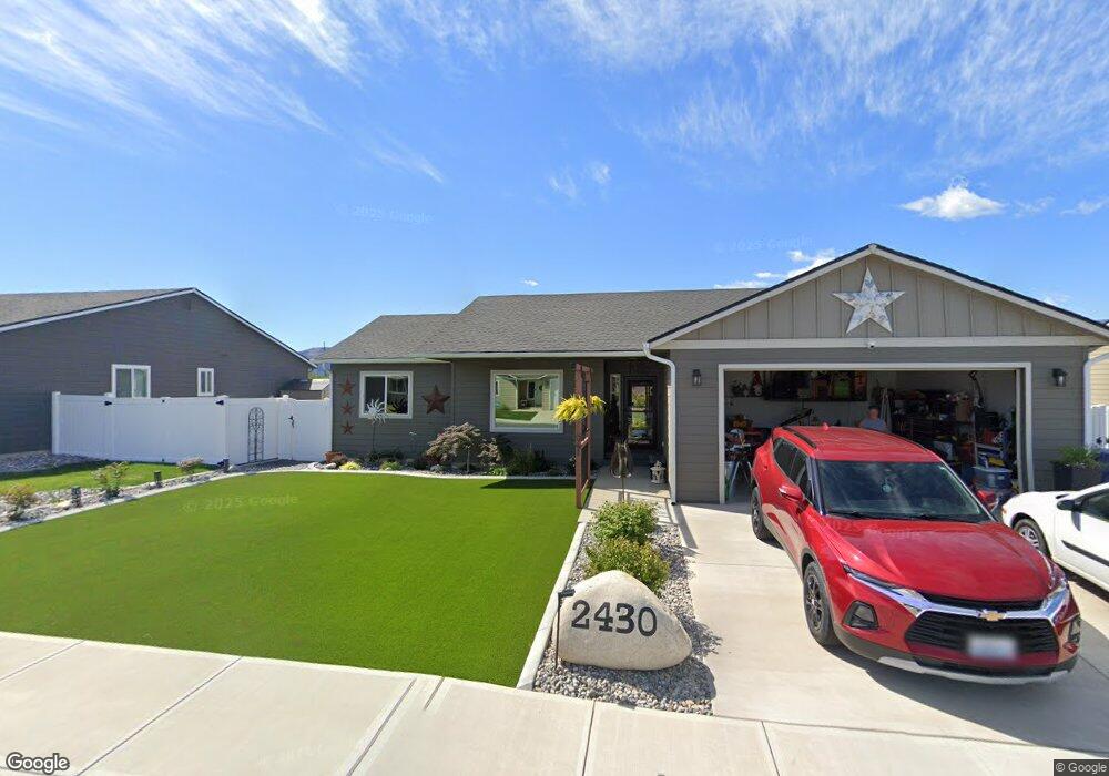 2430 3rd St SE, East Wenatchee, WA 98802 - photo 1